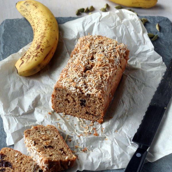 Cardamom Spelt Banana Bread