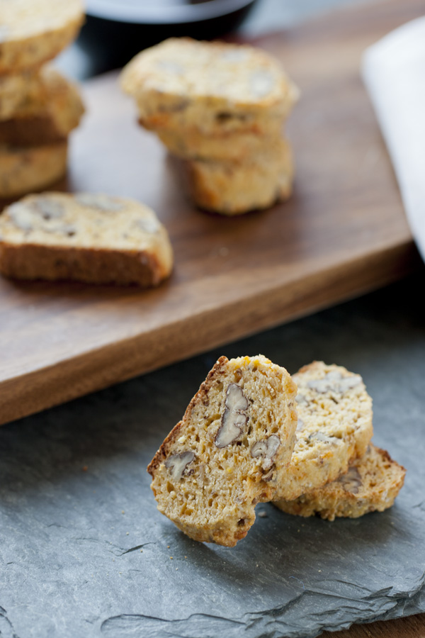 cheddar-pecan-biscotti-2