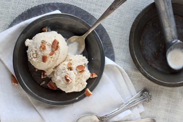 Bourbon Brown Sugar Ice Cream with Vanilla Bean